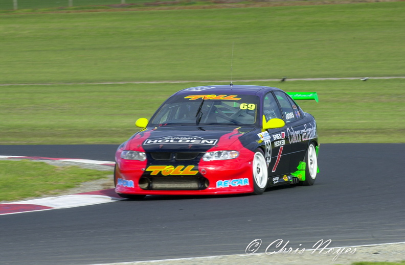 20030705-KMV8R4-0009