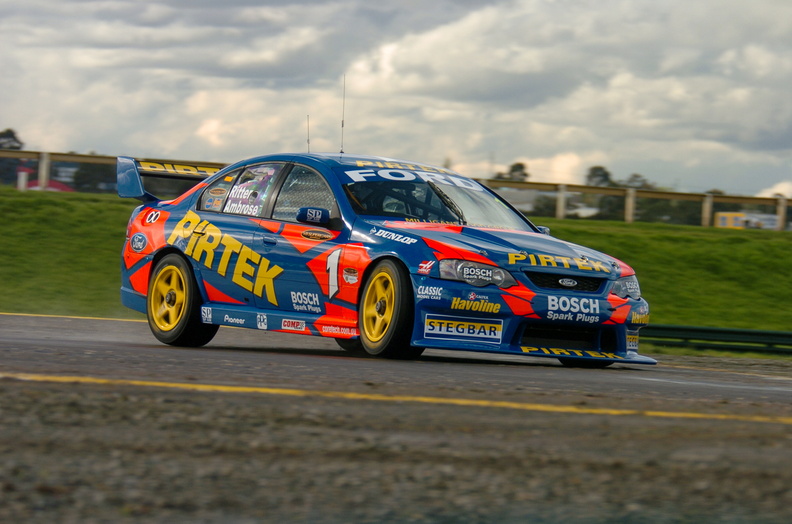 20040911-V8CSR9-0981